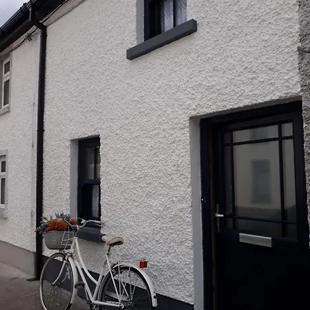 Kitty's Townhouse, *