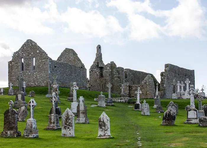 Kitty's Townhouse, *