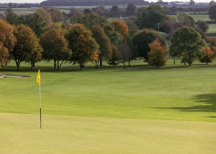 Kitty's Townhouse, *