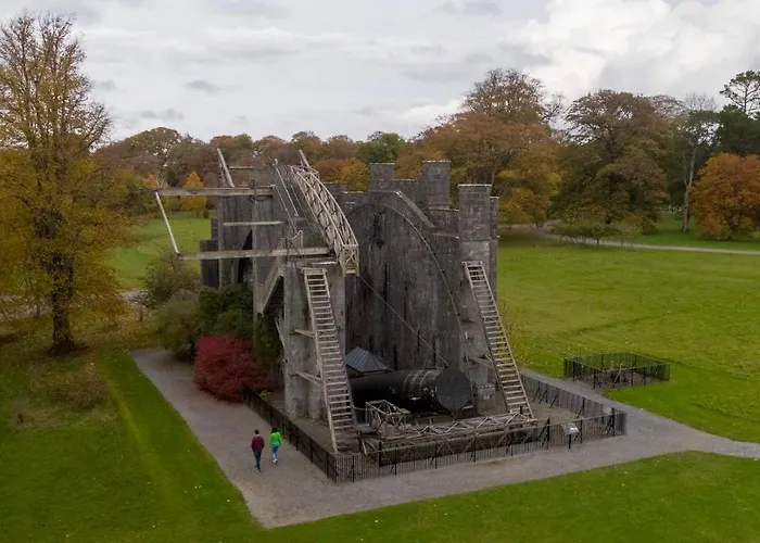 Kitty's Townhouse, *